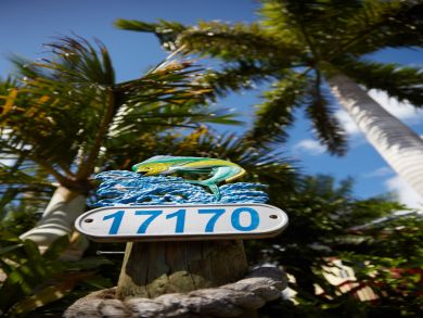 Lovely Cottage Captiva Around 300ft to the Beach